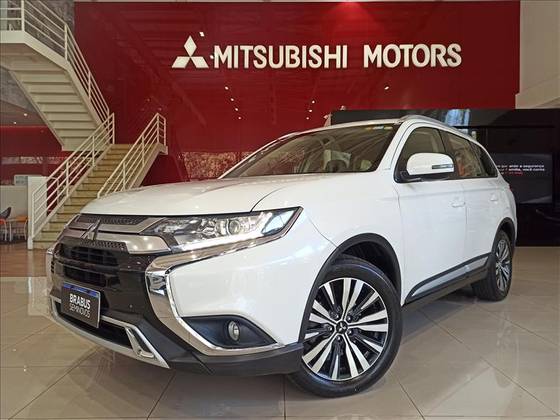 MITSUBISHI OUTLANDER 2.0 MIVEC GASOLINA HPE AUTOMÁTICO