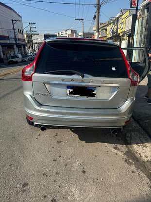 VOLVO-XC60-2014