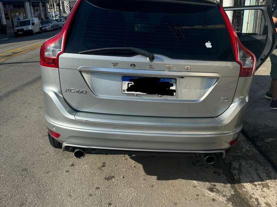VOLVO-XC60-2.0 T5 R DESIGN TURBO GASOLINA 4P AUTOMÁTICO VOLVO-XC60-2014