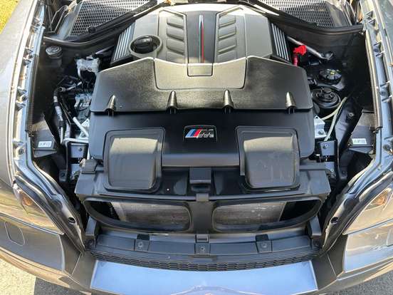 BMW-X6-4.4 M 4X4 COUPÉ V8 32V BI-TURBO GASOLINA 4P AUTOMÁTICO BMW-X6-2011
