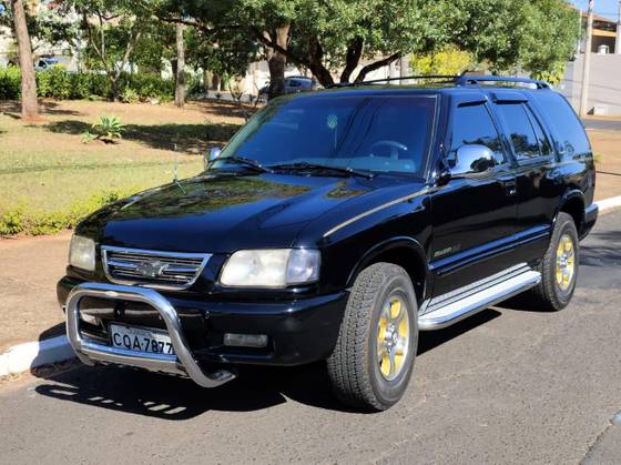 CHEVROLET BLAZER 4.3 SFI DLX EXECUTIVE 4X2 V6 12V GASOLINA 4P AUTOMÁTICO