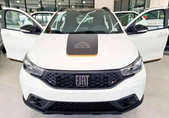FIAT ARGO 1.3 FIREFLY FLEX TREKKING MANUAL