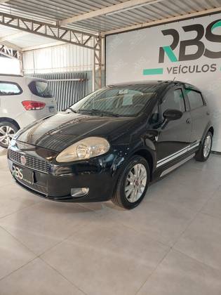 FIAT PUNTO 1.6 ESSENCE 16V FLEX 4P MANUAL