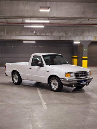 FORD RANGER 3.0 SPLASH 4X2 CS V6 12V GASOLINA 2P AUTOMÁTICO