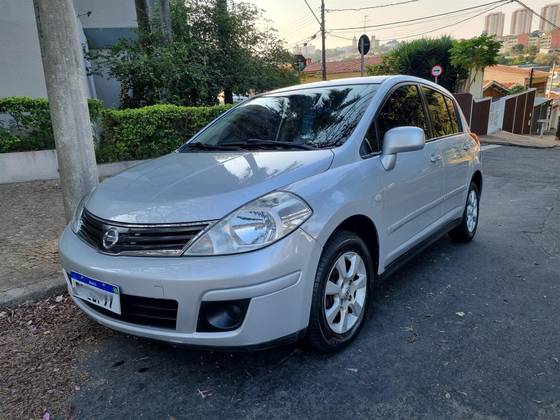 NISSAN TIIDA 1.8 S 16V FLEX 4P MANUAL