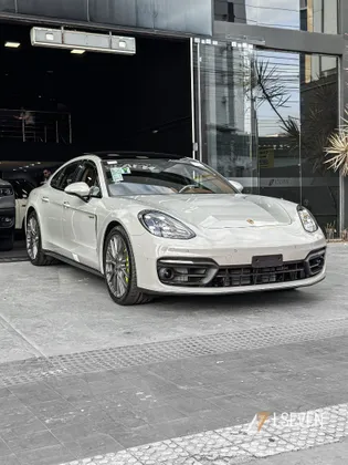 PORSCHE PANAMERA 2.9 V6 E-HYBRID 4 PLATINUM EDITION PDK