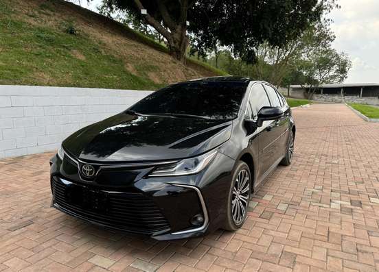 TOYOTA-COROLLA-2023