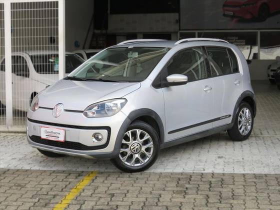 VOLKSWAGEN CROSS UP 1.0 MPI 12V FLEX 4P MANUAL