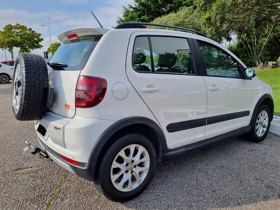 VOLKSWAGEN CROSSFOX 1.6 MI FLEX 8V 4P MANUAL