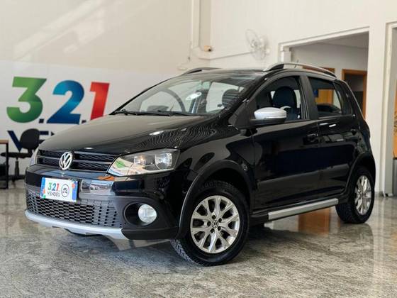 VOLKSWAGEN CROSSFOX 1.6 MI FLEX 8V 4P MANUAL