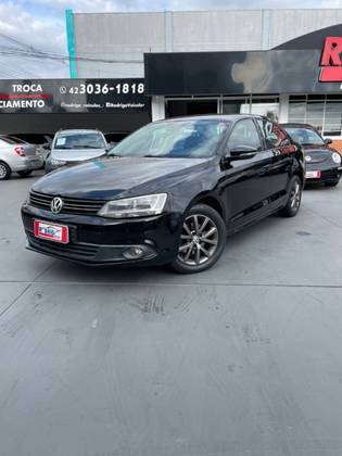 VOLKSWAGEN JETTA 2.0 COMFORTLINE FLEX 4P TIPTRONIC