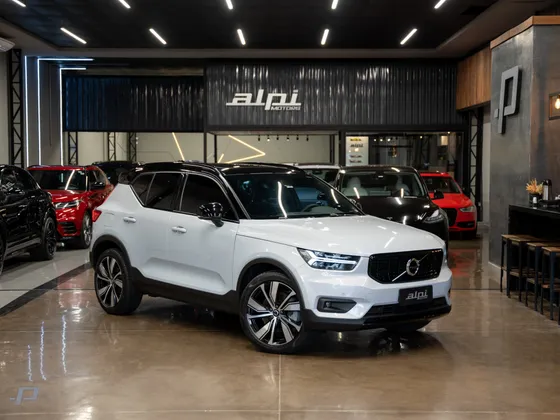 VOLVO XC40 1.5 T5 RECHARGE R-DESIGN GEARTRONIC