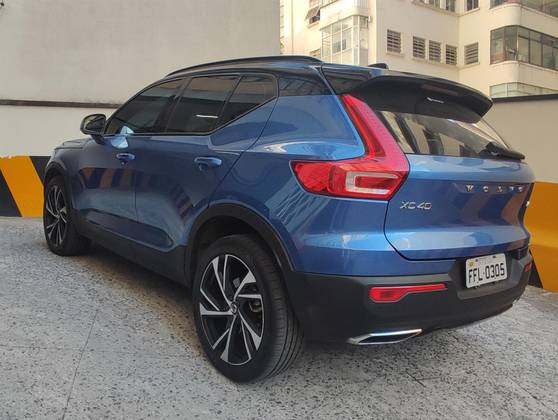 VOLVO XC40 2.0 T5 GASOLINA R-DESIGN AWD GEARTRONIC