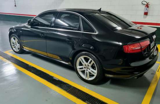 AUDI-A4-2015