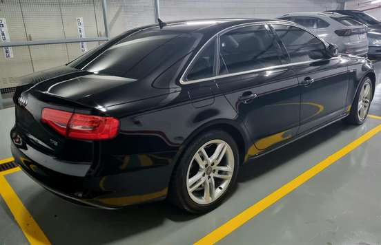 AUDI-A4-2015