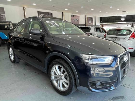 AUDI Q3 2.0 TFSI AMBIENTE QUATTRO 4P GASOLINA S TRONIC