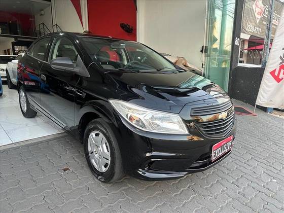 CHEVROLET ONIX 1.0 MPFI LT 8V FLEX 4P MANUAL