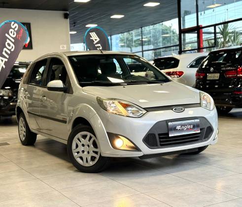 FORD FIESTA 1.6 MPI CLASS HATCH 8V FLEX 4P MANUAL