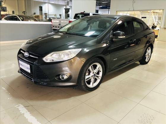 FORD FOCUS 2.0 SE SEDAN 16V FLEX 4P POWERSHIFT