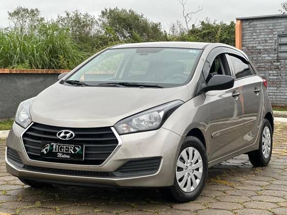 HYUNDAI HB20 1.0 COMFORT 12V FLEX 4P MANUAL