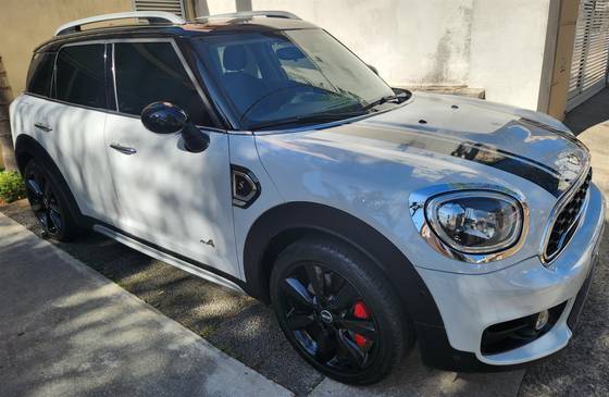 MINI COUNTRYMAN 2.0 16V TWINPOWER TURBO GASOLINA COOPER S ALL4 STEPTRONIC