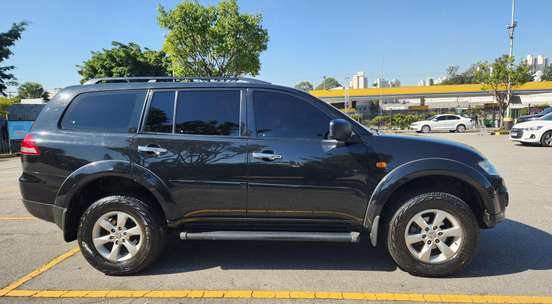 MITSUBISHI-PAJERO DAKAR-3.2 4X4 16V TURBO INTERCOOLER DIESEL 4P AUTOMÁTICO MITSUBISHI-PAJERO DAKAR-2015