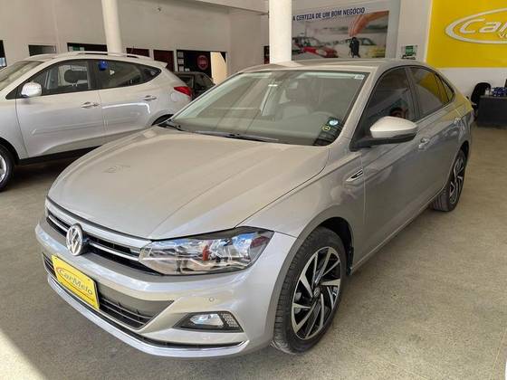 VOLKSWAGEN VIRTUS 1.0 200 TSI HIGHLINE AUTOMÁTICO