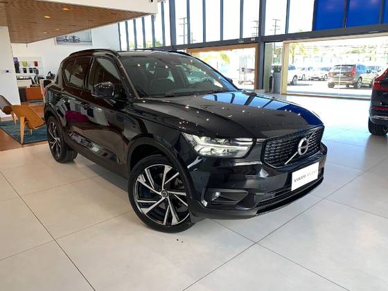 VOLVO XC40 1.5 T5 RECHARGE R-DESIGN GEARTRONIC