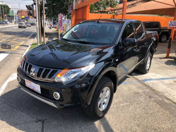 MITSUBISHI L200 TRITON 2.4 16V TURBO DIESEL SPORT GLS CD 4P 4X4 AUTOMÁTICO