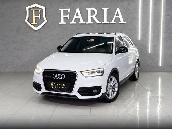 AUDI Q3 2.0 TFSI AMBIENTE QUATTRO 4P GASOLINA S TRONIC