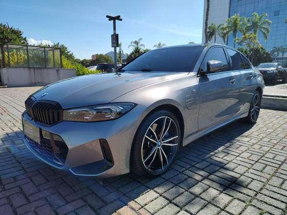 BMW 330e 2.0 16V TURBO HÍBRIDO M SPORT AUTOMÁTICO