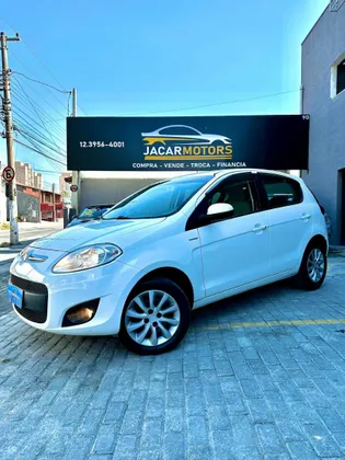 FIAT PALIO 1.6 MPI ESSENCE 16V FLEX 4P AUTOMATIZADO