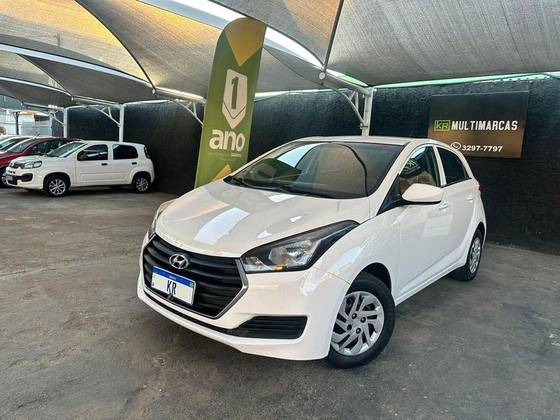 HYUNDAI HB20 1.0 COMFORT 12V FLEX 4P MANUAL