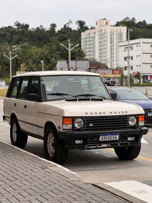 LAND ROVER RANGE ROVER 3.9 VOGUE 4X4 V8 GASOLINA 4P AUTOMÁTICO