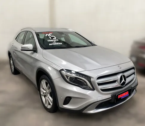 MERCEDES-BENZ GLA 200 1.6 CGI VISION 16V TURBO GASOLINA 4P AUTOMÁTICO