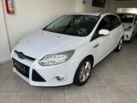 FORD FOCUS 1.6 SE 16V FLEX 4P POWERSHIFT