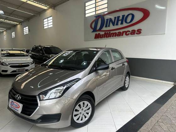 HYUNDAI HB20 1.0 COMFORT 12V FLEX 4P MANUAL