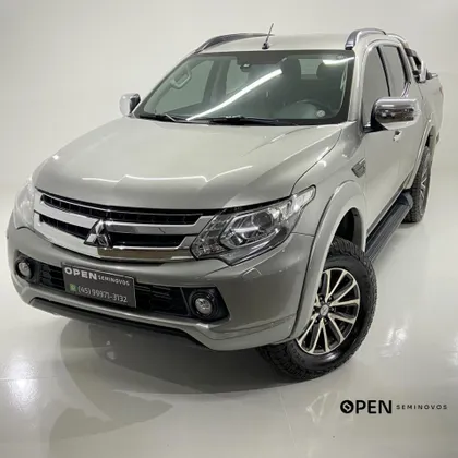 MITSUBISHI L200 TRITON 2.4 16V TURBO DIESEL SPORT HPE-S CD 4P 4X4 AUTOMÁTICO