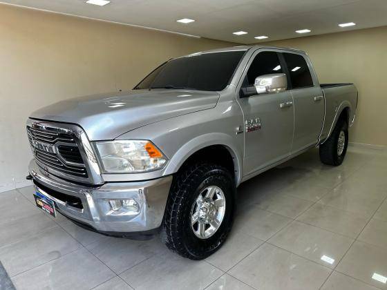 RAM 2500 6.7 LARAMIE 4X4 CD I6 TURBO DIESEL 4P AUTOMÁTICO