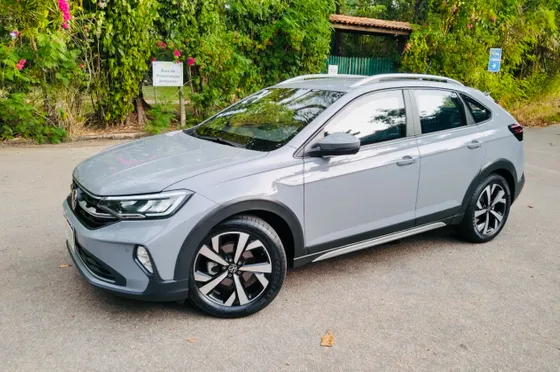 VOLKSWAGEN NIVUS 1.0 200 TSI TOTAL FLEX HIGHLINE AUTOMÁTICO