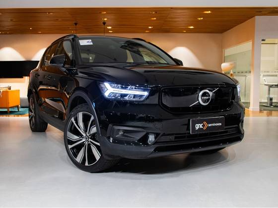 VOLVO XC40 P8 RECHARGE ELECTRIC BEV PURE AWD