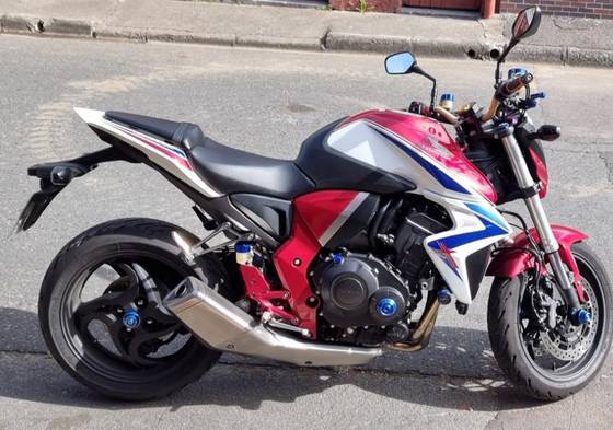 HONDA CB 1000R 