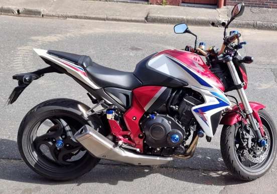 HONDA-CB 1000R-2015
