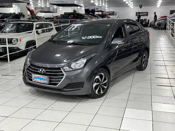 HYUNDAI HB20S 1.0 COMFORT PLUS 12V TURBO FLEX 4P MANUAL