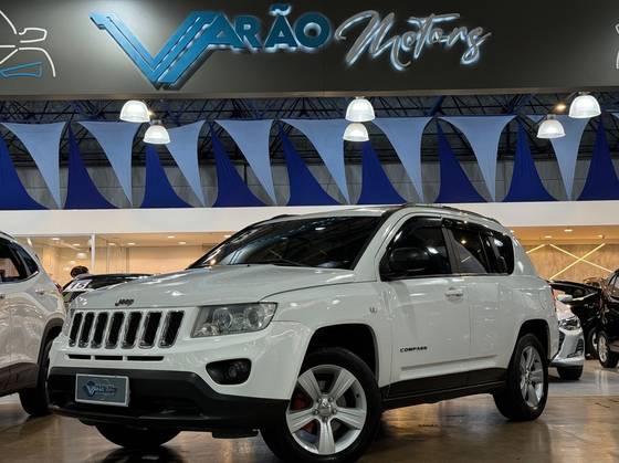 JEEP COMPASS 2.0 SPORT 4X2 16V GASOLINA 4P AUTOMÁTICO