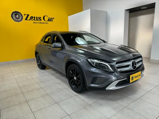 MERCEDES-BENZ GLA 200 1.6 CGI ADVANCE 16V TURBO FLEX 4P AUTOMÁTICO