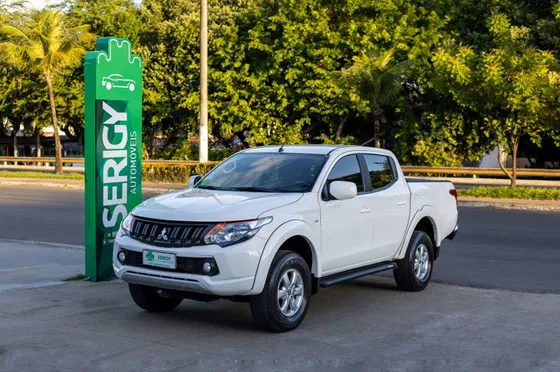 MITSUBISHI L200 TRITON 2.4 16V TURBO DIESEL GL CD 4X4 MANUAL