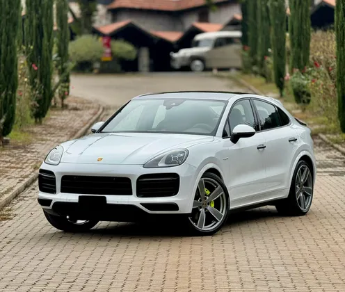 PORSCHE CAYENNE 3.0 V6 E-HYBRID COUPÉ AWD TIPTRONIC S