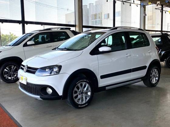 VOLKSWAGEN CROSSFOX 1.6 MI FLEX 8V 4P MANUAL