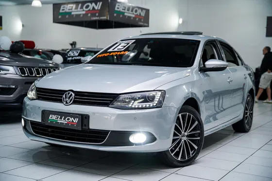 VOLKSWAGEN JETTA 2.0 TSI HIGHLINE 211CV GASOLINA 4P TIPTRONIC